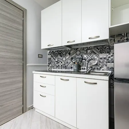 Modern Flat In The Heart Of Near Man *