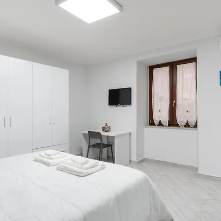 Modern Flat In The Heart Of Near Man Apartamento *